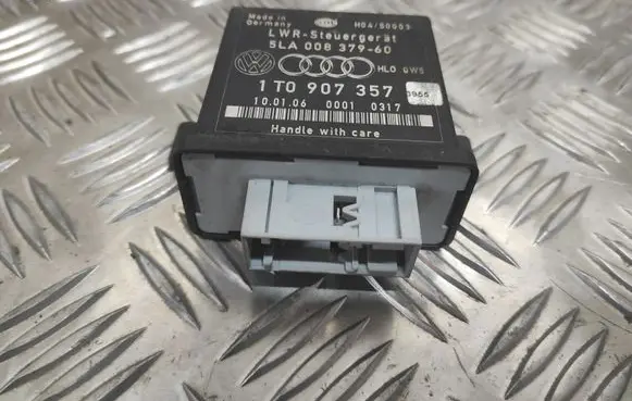 Volkswagen Touran I Light module LCM 1T0907357 5LA00837960