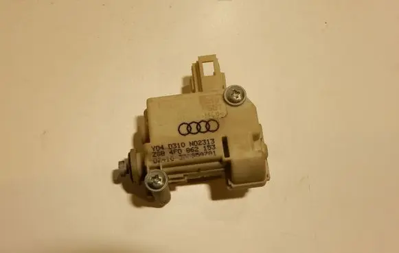 Audi A6 S6 C6 4F Central locking motor 4F0862153 51398