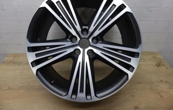 R20 alloy rim