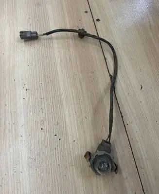 Toyota Hilux (AN10, AN20, AN30) Number plate light