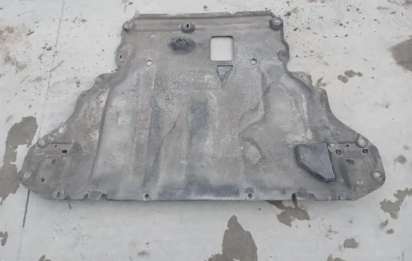 Ford Focus Engine cover (trim) JXCB-6L069-BA
