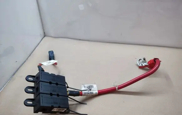 Positive cable (battery)
