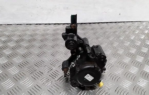 Fuel injection high pressure pump