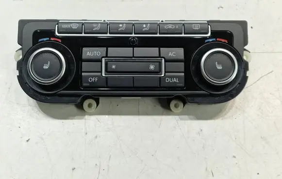 Volkswagen Golf VI Climate control unit 5K0907044EA
