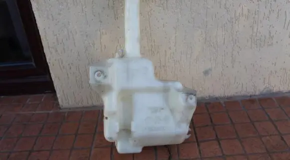 Honda Accord Windshield washer fluid reservoir/tank ZBIORNICZEK