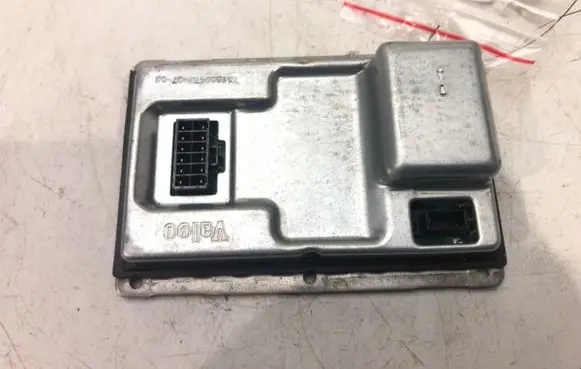 Citroen C5 Voltage converter/converter module 89021219