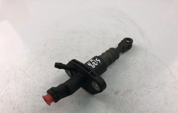 Saab 95 - 96 Clutch slave cylinder 90578481
