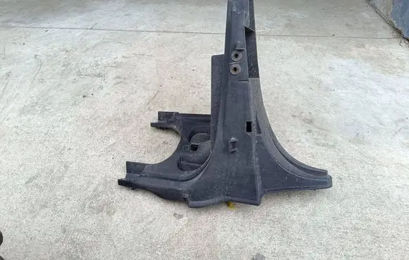 BMW X5 E70 Headlight/headlamp mounting bracket 