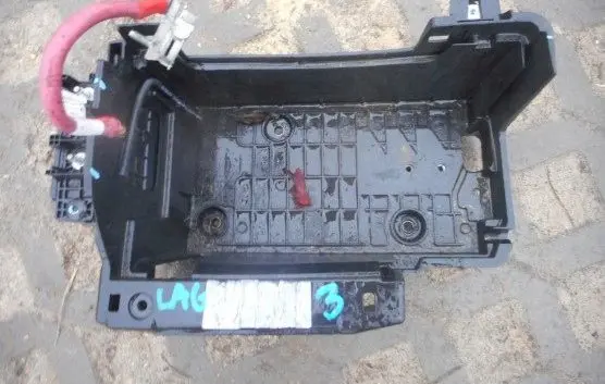 Renault Laguna III Battery box tray 