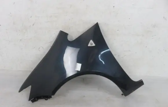 Mitsubishi Colt Fender