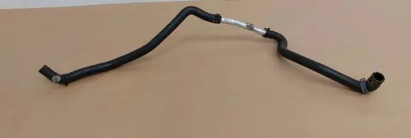 Audi A3 S3 8V Engine coolant pipe/hose 4G0819377Q
