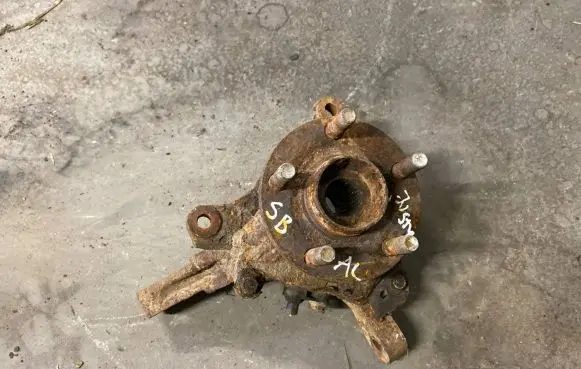 Subaru Justy Rear wheel hub spindle/knuckle 