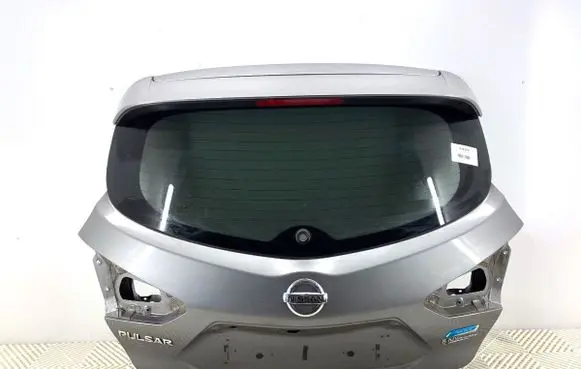 Nissan Pulsar Tailgate/trunk/boot lid 