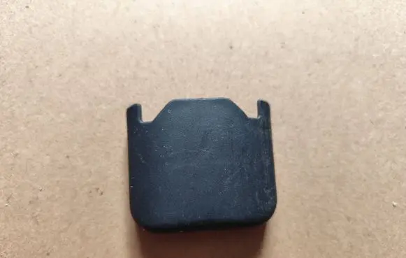Nissan Note (E11) Front driver seat rail trim 