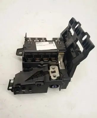 BMW 7 G11 G12 Fuse module 6802944