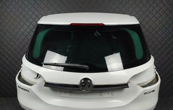 Opel Insignia A Truck tailgate 