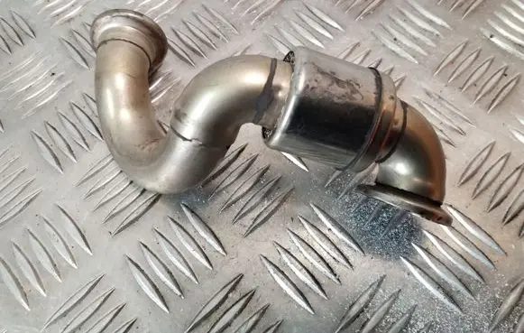 BMW 3 E46 EGR valve line/pipe/hose