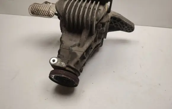 Porsche Macan (95B) Rear differential 95B525015E