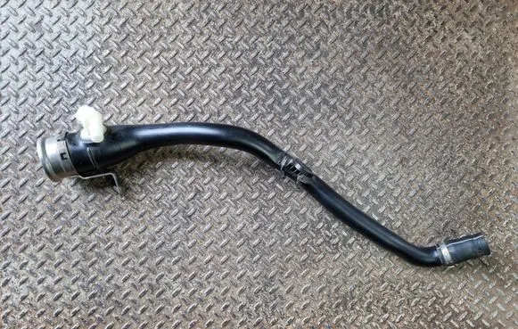 Fuel tank filler neck pipe