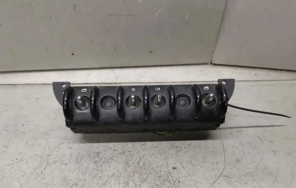 Mini One - Cooper R50 - 53 A set of switches 61316917983 6917983