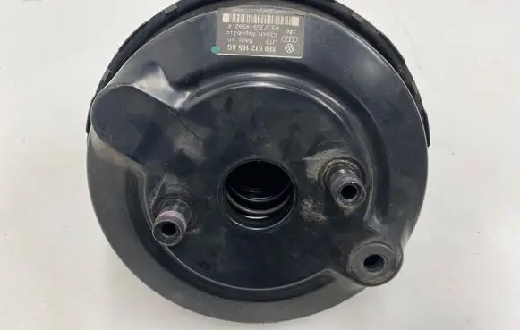Audi A4 S4 B7 8E 8H Brake booster 8E0612105AG