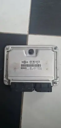Volkswagen PASSAT B5.5 Engine control unit/module 038906019EK 0281010667