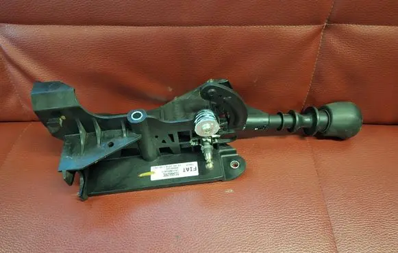 Opel Combo D Gear shifter/selector 553468290E 141192026C0