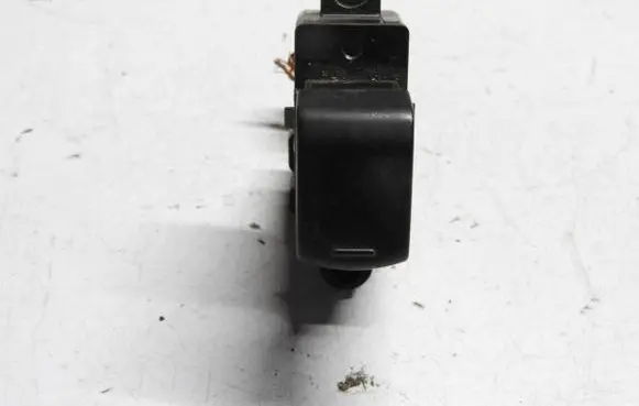 Nissan Micra Quarter vent window switch 