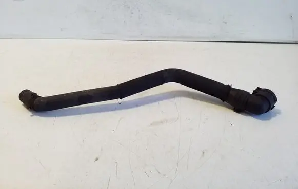 Jaguar XJ X351 Engine coolant pipe/hose AW937752BA