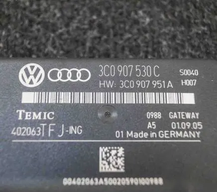 Volkswagen PASSAT B6 Gateway control module 3C0907530C