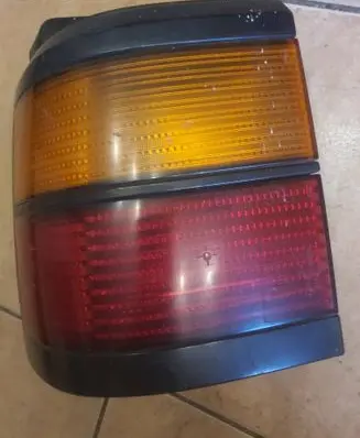 Volkswagen PASSAT B3 Rear/tail lights 333945257 860047