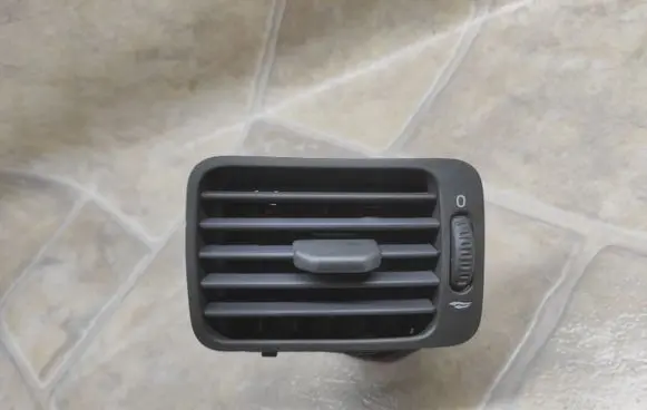 Volvo S80 Dashboard side air vent grill/cover trim 9134228