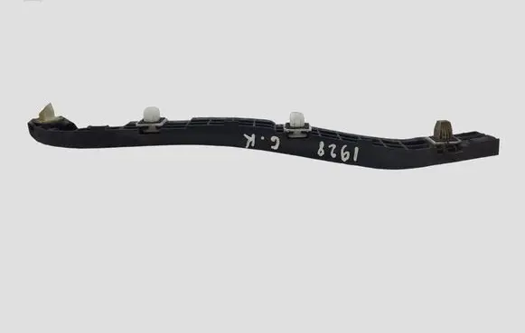Honda CR-V Rear bumper mounting bracket