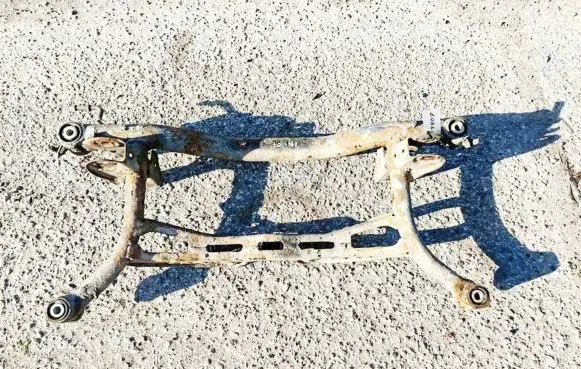 Volkswagen PASSAT B6 Rear subframe 