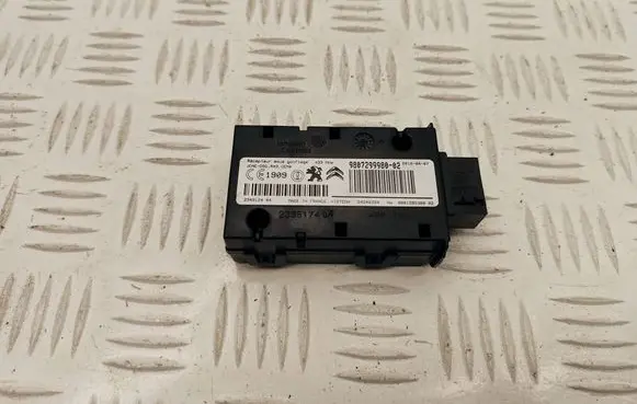 Citroen DS4 Tire pressure control unit 9807299980