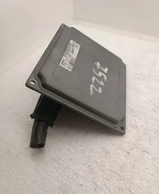 Ford Focus Engine control unit/module 5M5112A650GF S118934103F