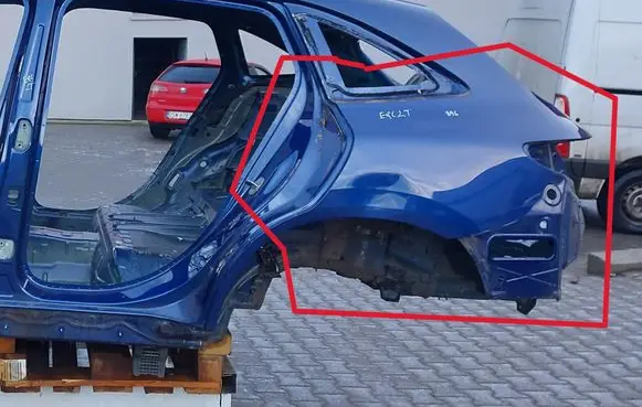 Mercedes-Benz EQC Rear quarter panel 