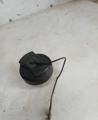 Opel Frontera B Fuel tank filler cap 