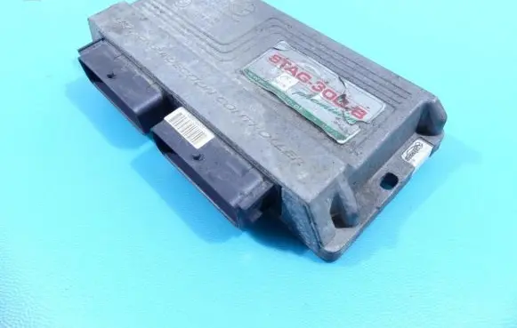 Subaru Forester SF LP gas control unit module STAG-300-8 IMPRK1354479