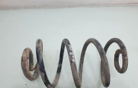 Nissan Note (E11) Rear coil spring