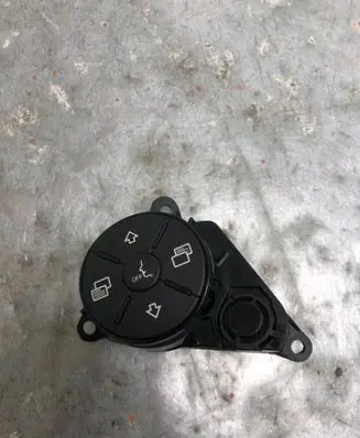 Mercedes-Benz ML W164 Steering wheel buttons/switches 1648700558-BILI 1648700558