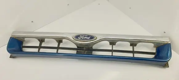Ford Maverick Front grill 623100F100