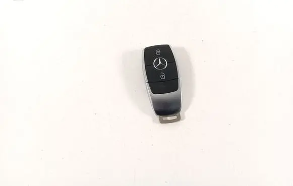 Mercedes-Benz A W177 Ignition key/card