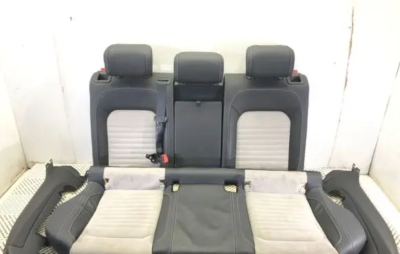 Volkswagen PASSAT B8 Second row seats 