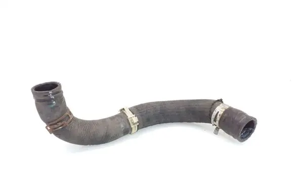 Toyota Avensis T270 Engine coolant pipe/hose