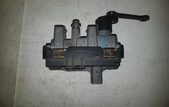 Land Rover Discovery Sport Turbo charger electric actuator 4933519600 6NW01043027