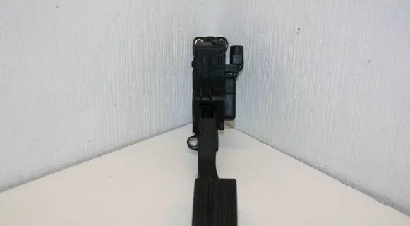 Ford Focus Accelerator throttle pedal 4M519F836AK 6PV00864132
