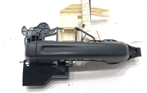 Rear door exterior handle