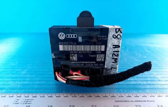 Audi A4 S4 B8 8K Door control unit/module 8K0959794A