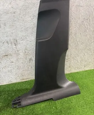 Porsche Macan (95B) (B) pillar trim (top) 95B867240 108639